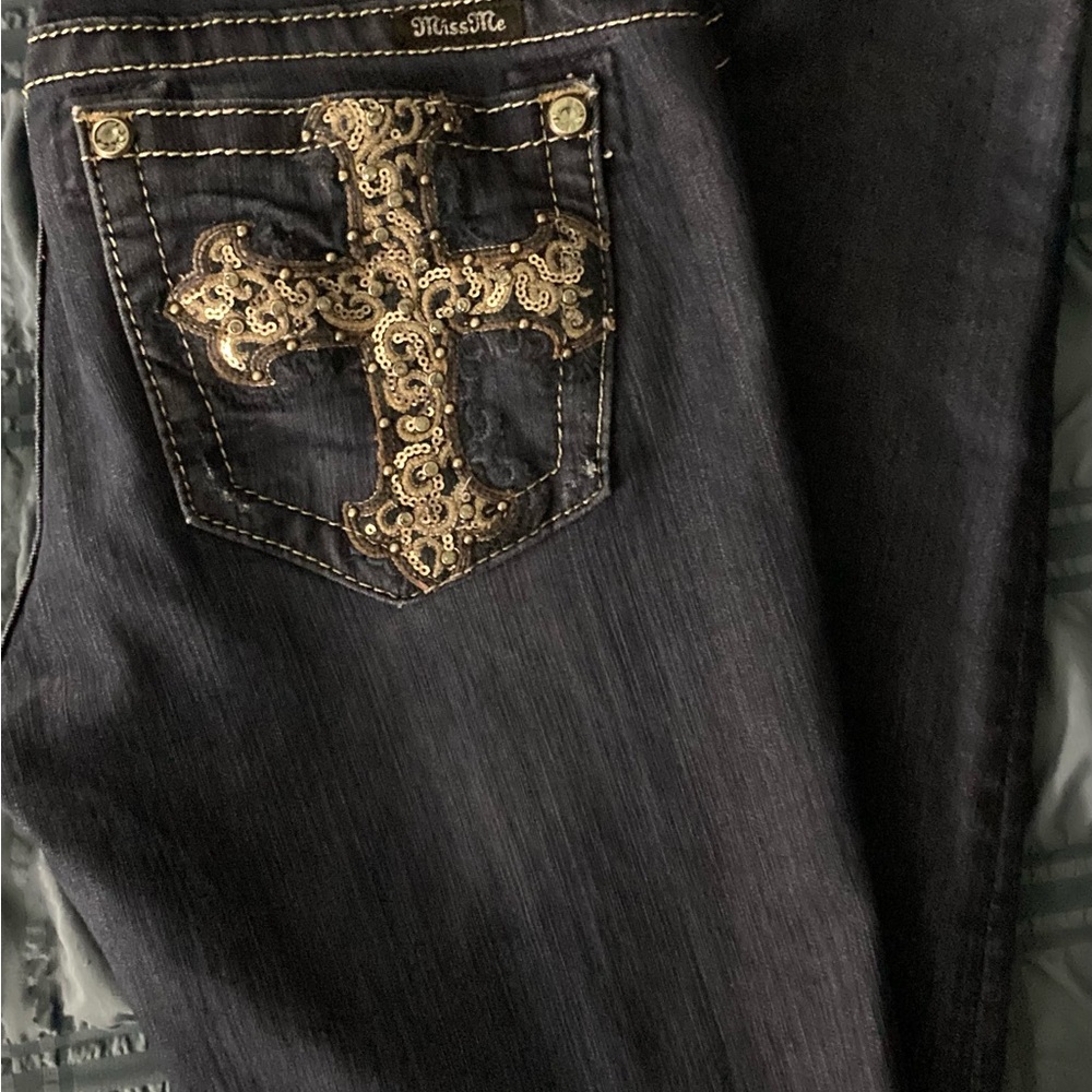 Miss Me Signature Skinny Jeans, size 28, inseam 32”.